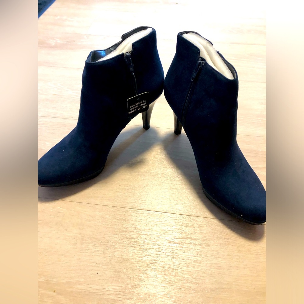 Liz Claiborne heels